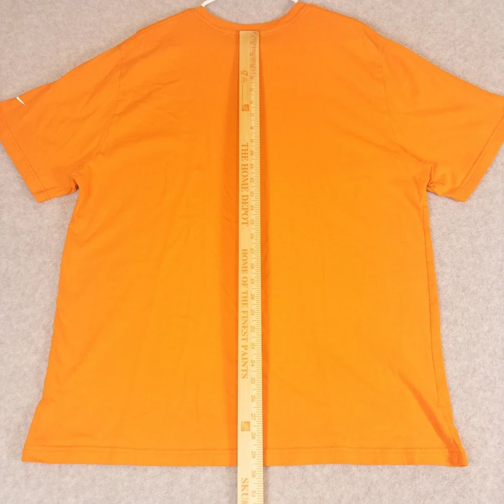 Nike Mens Not Running Sucks Graphic T-Shirt Orange XXL Regular Fit Short Sleeve